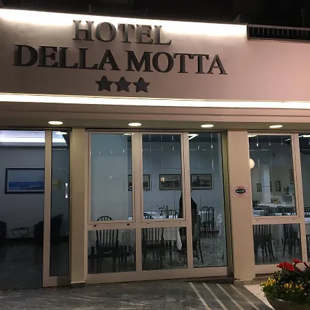 Hotel Della Motta 3*