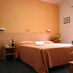ホテル Della Motta 3*