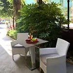 Della Motta 3* ベラーリア・イジェア・マリーナ