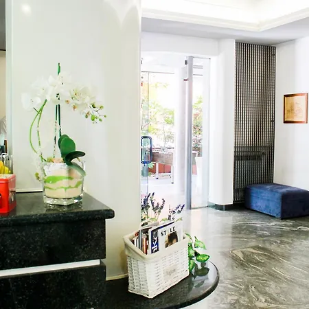 ホテル Della Motta 3*